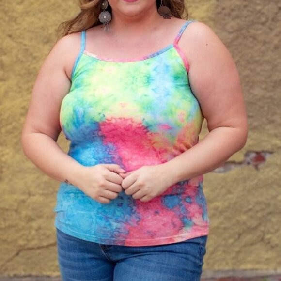 Tie Dye Cami with Adjustable Straps Size XL - Picture 3 of 6
